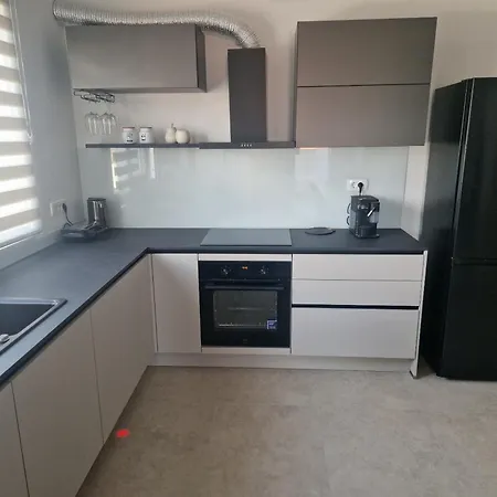 Adria-vir Appartement